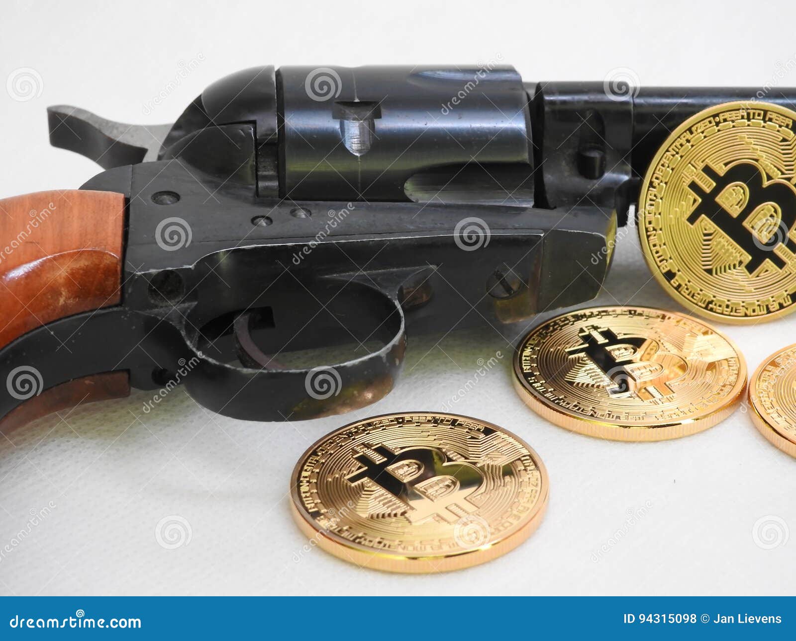 buy guns with bitcoin