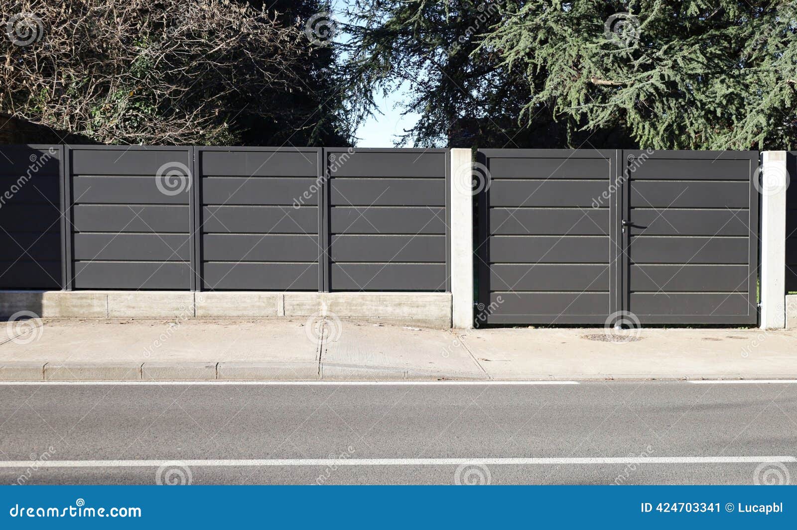 Fábrica y proveedores de paneles para corrales y puertas de ganado de 1,2 x  2,1 m en China | Jinshi, image size:1600x1065