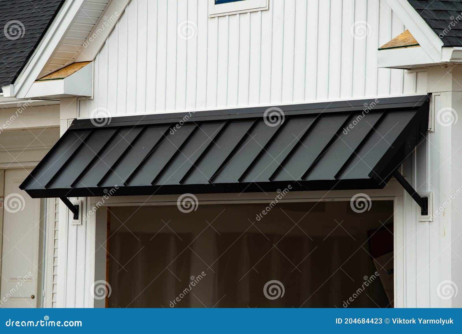 876 Awning Door Photos Free Royalty Free Stock Photos From Dreamstime