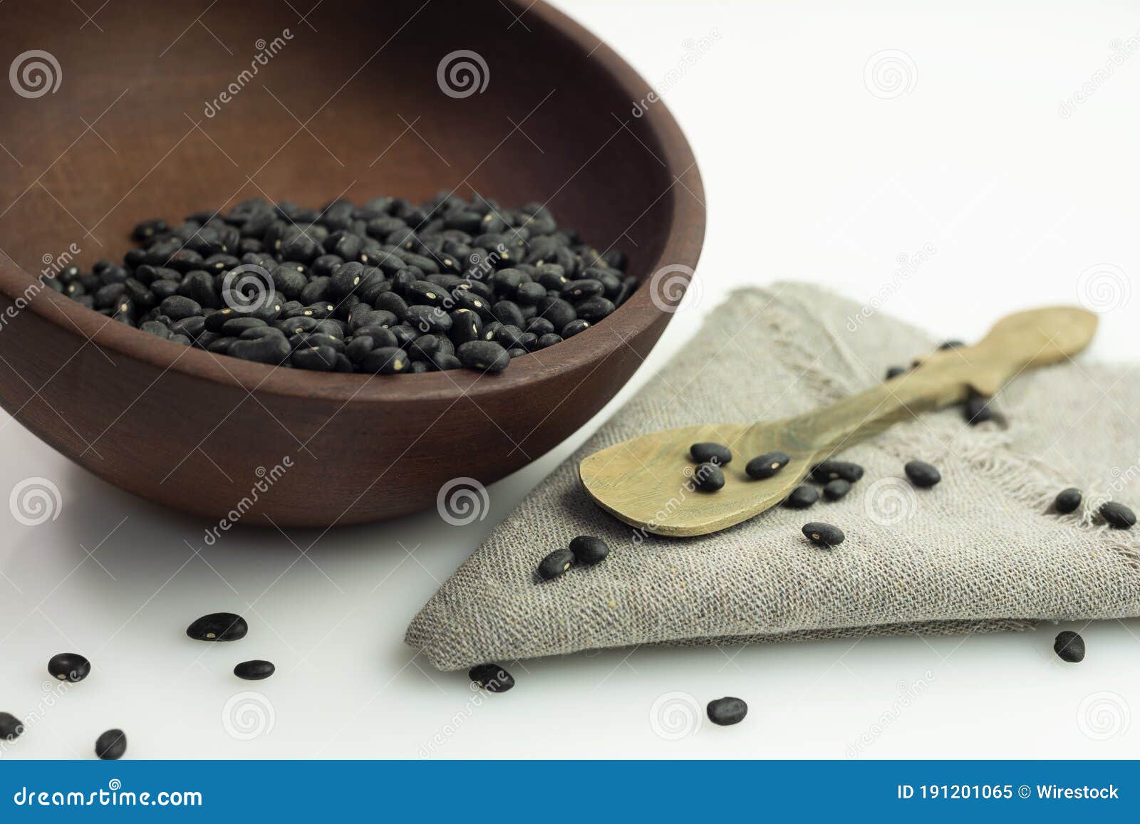 black beans in wooden bowl