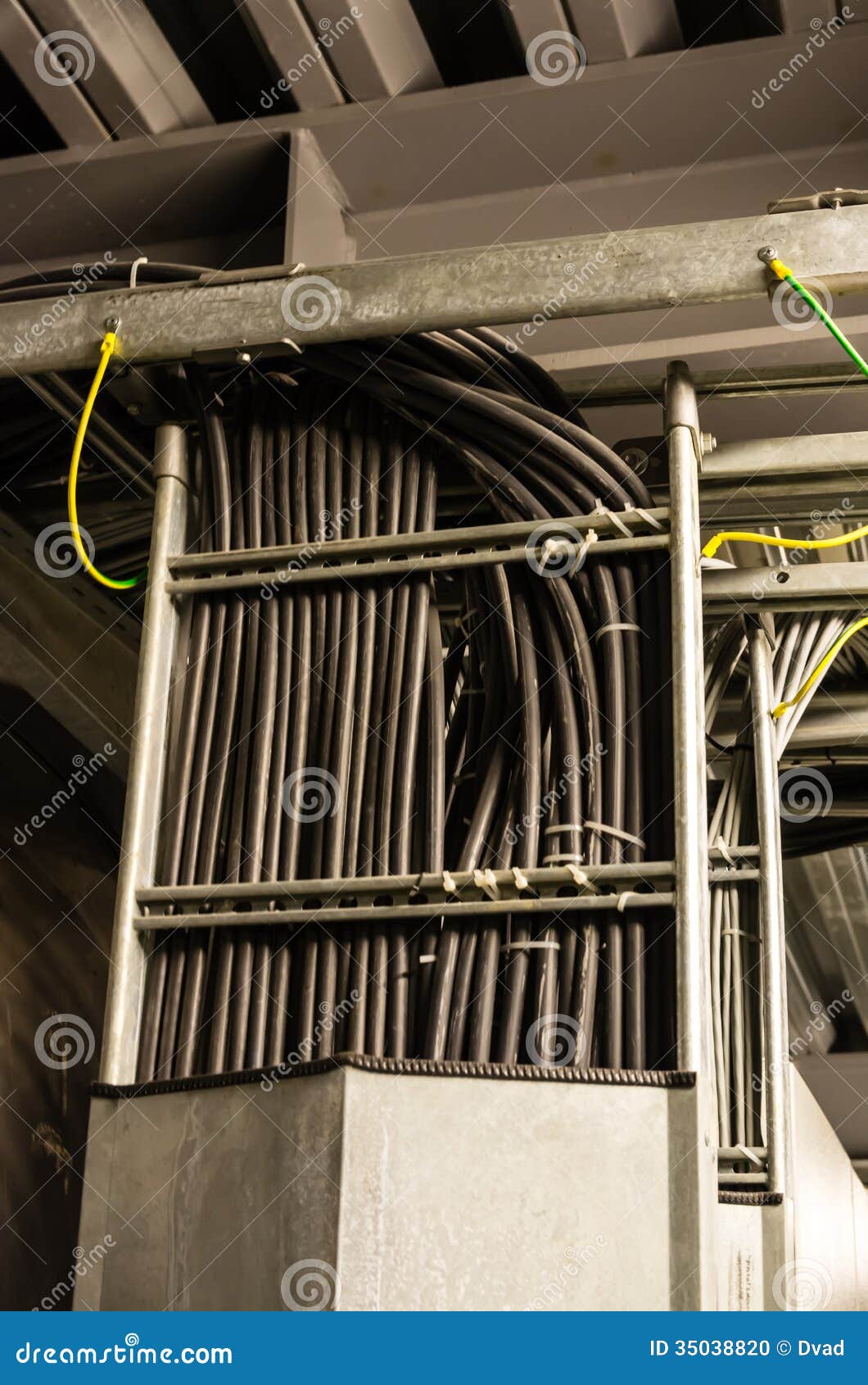 cable tray z Photo In Cable 35038820 Image: Cables Stock Black Tray cable tray z Photo In Cable 35038820 Image: Cables Stock Black Tray
