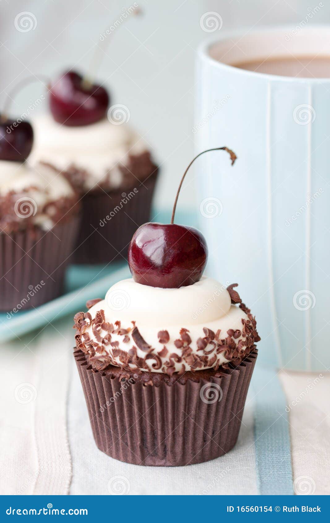 black forest cupcakes in german