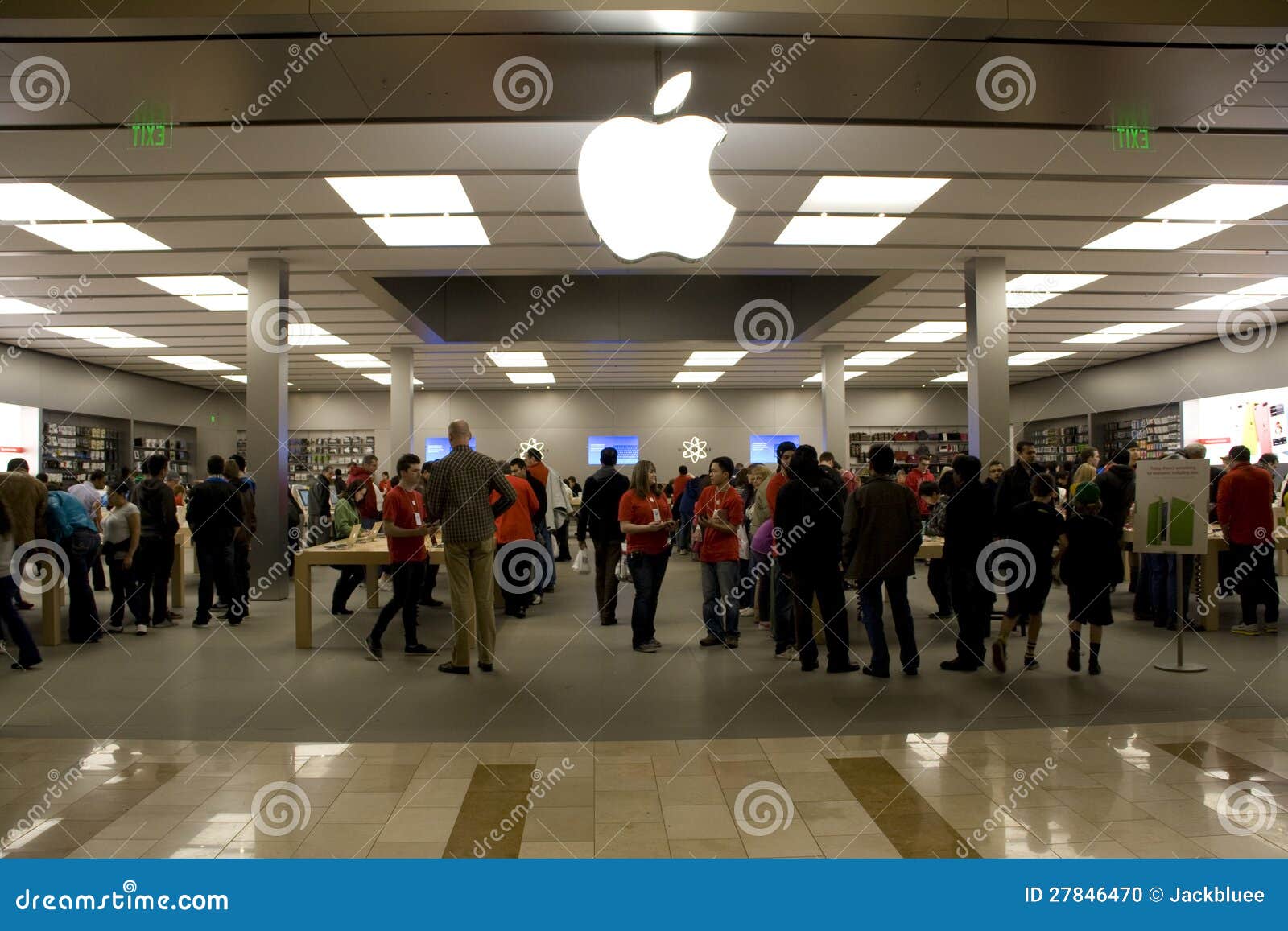 Black Friday Apple Store Black Friday White Apple Store Editorial Image - Image of crowd, christmas: 27846470