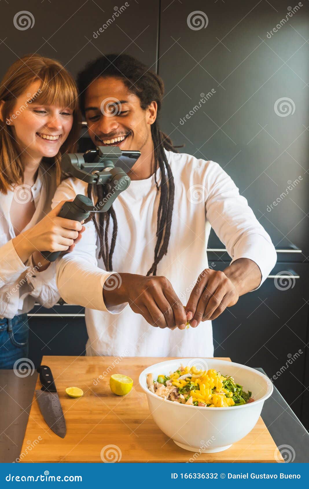 Black Guy Eating Girl Out
