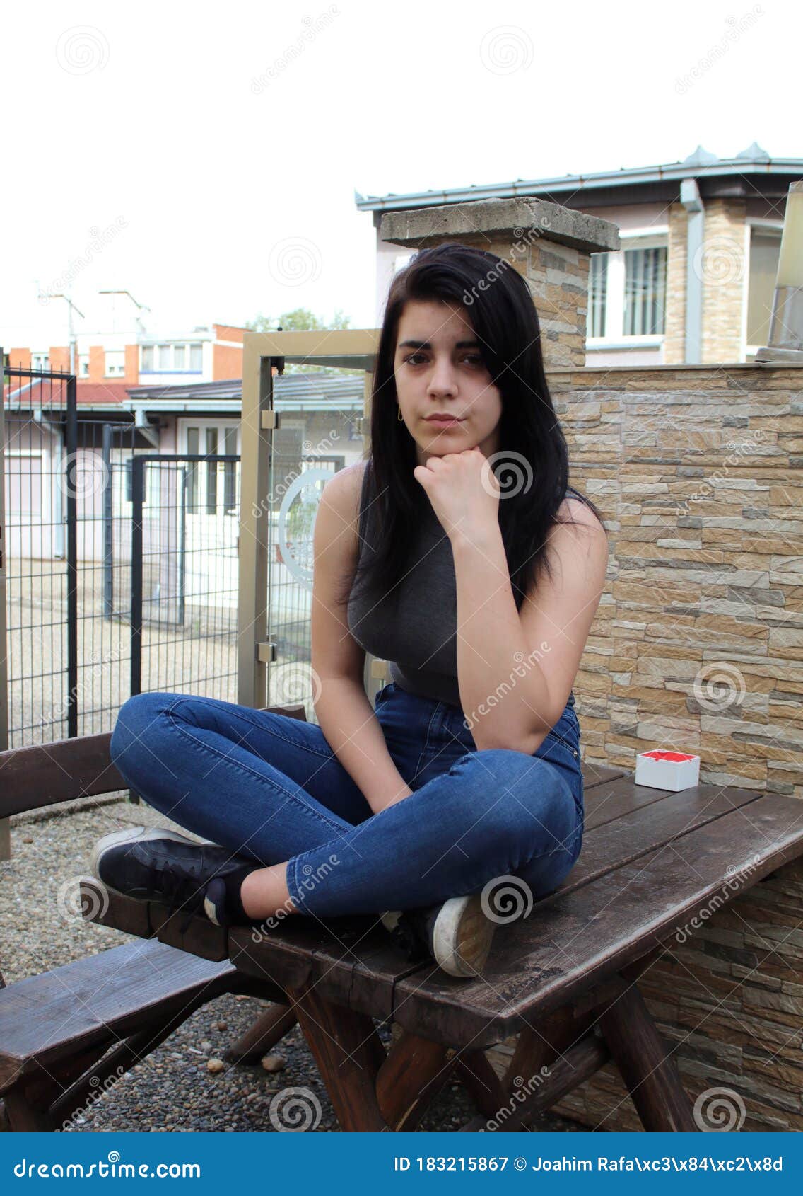 black haired teen girl