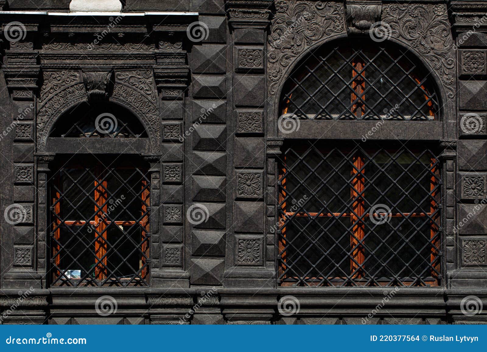 Black House Lviv History Museum En Lviv Foto de archivo - Imagen de ...