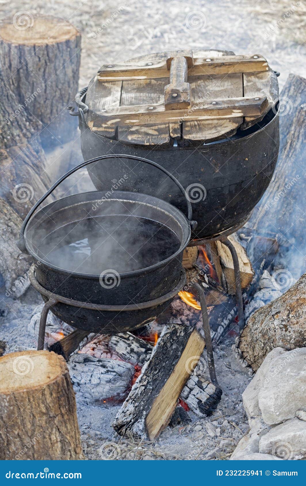 Black Kettle for Campfire on Tripod Stock Image Image of bonfire