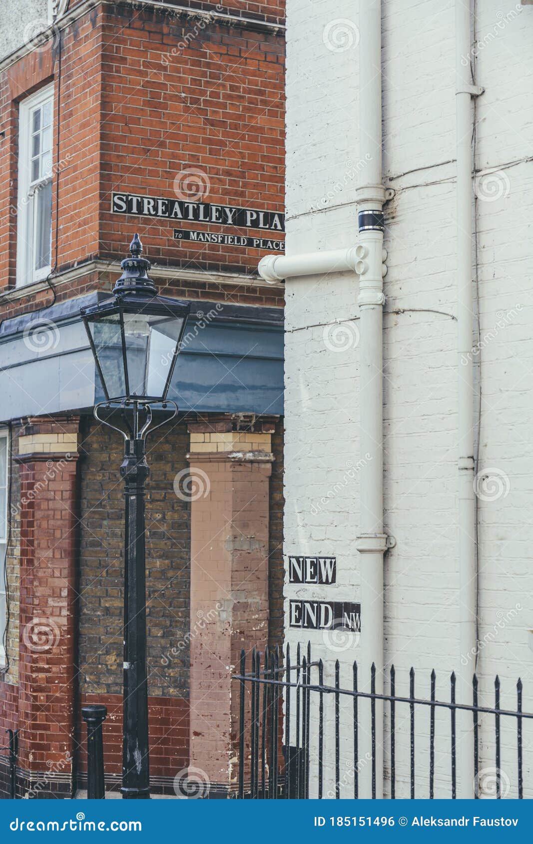 black lamp post with black light fixture black lamp post with black light fixture