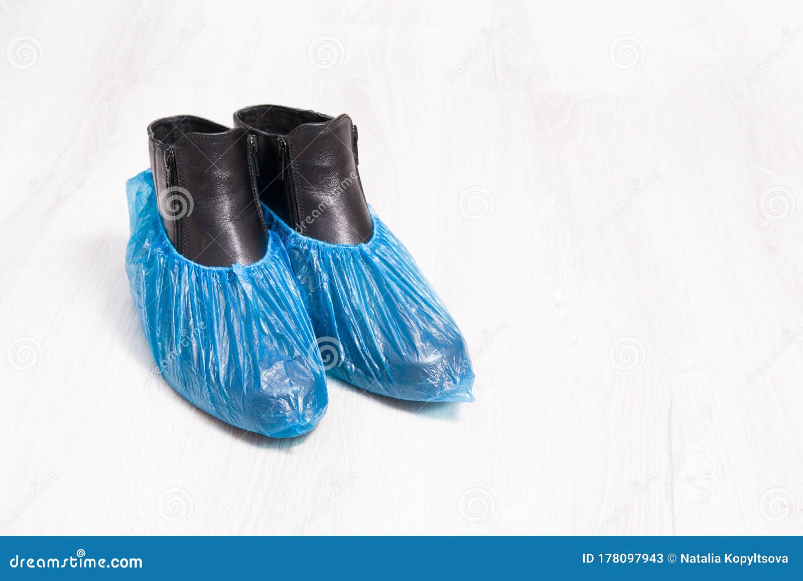 black disposable shoe covers