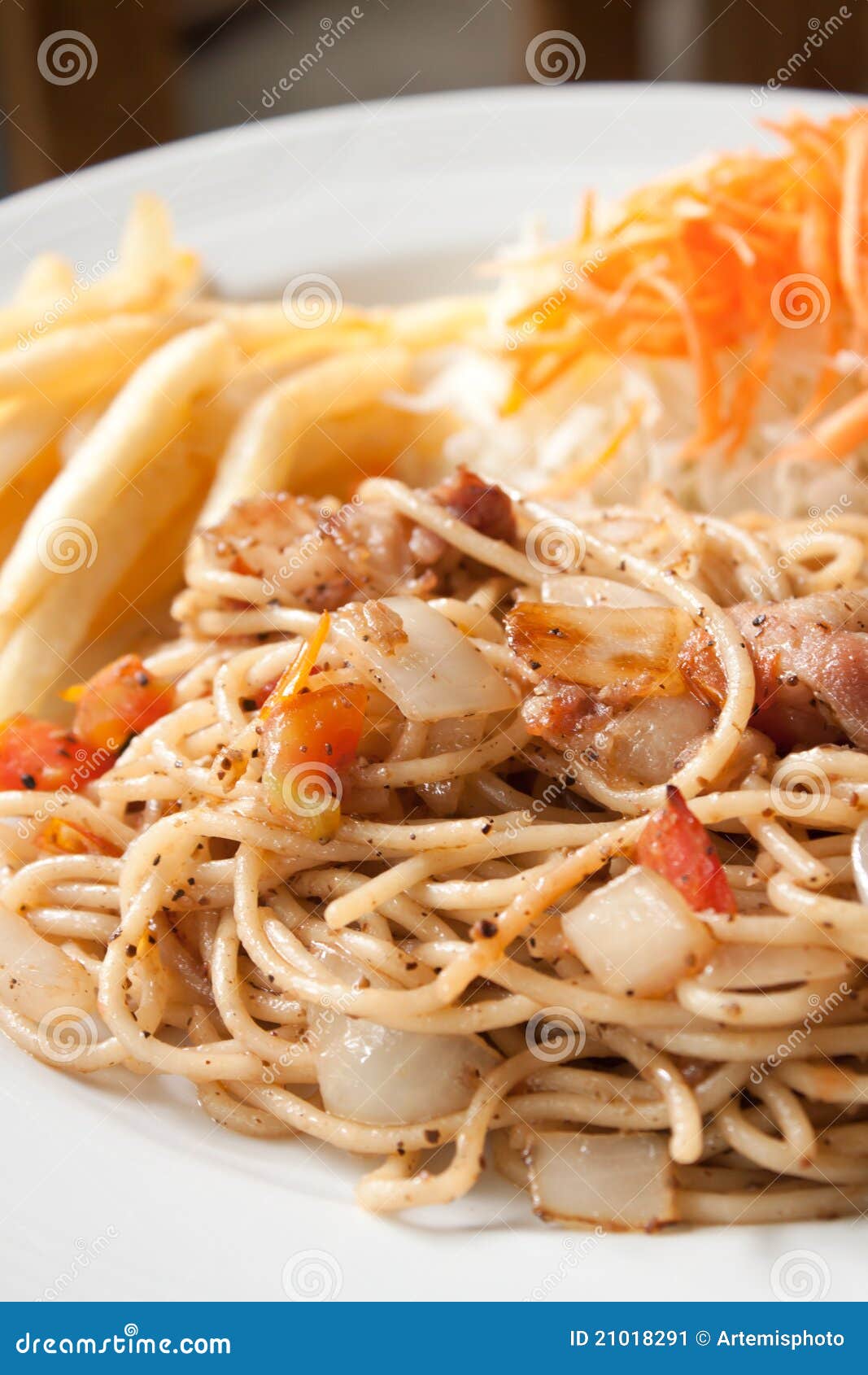 Black pepper Spaghetti stock image. Image of leaf, minced 21018291