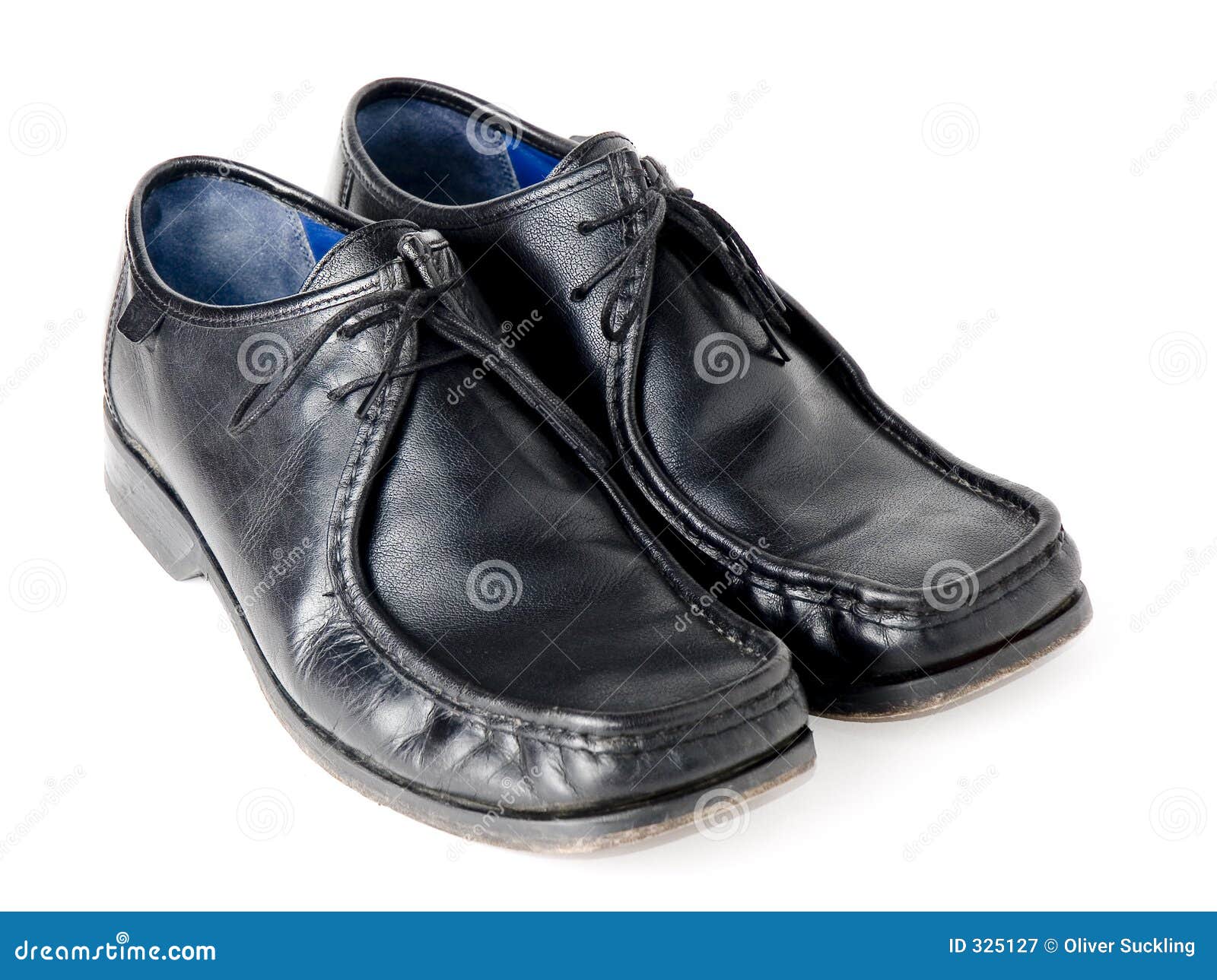 shoes black color