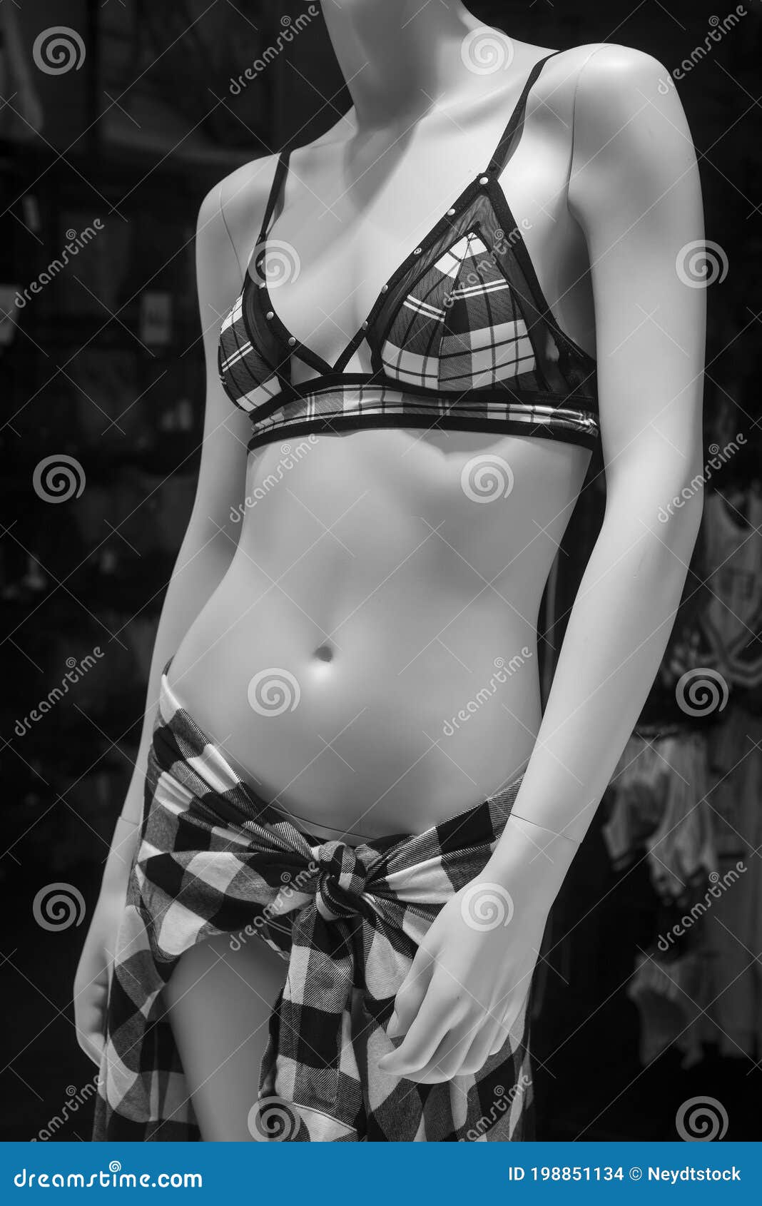 262 Black Bra White Mannequin Stock Photos - Free & Royalty-Free Stock  Photos from Dreamstime
