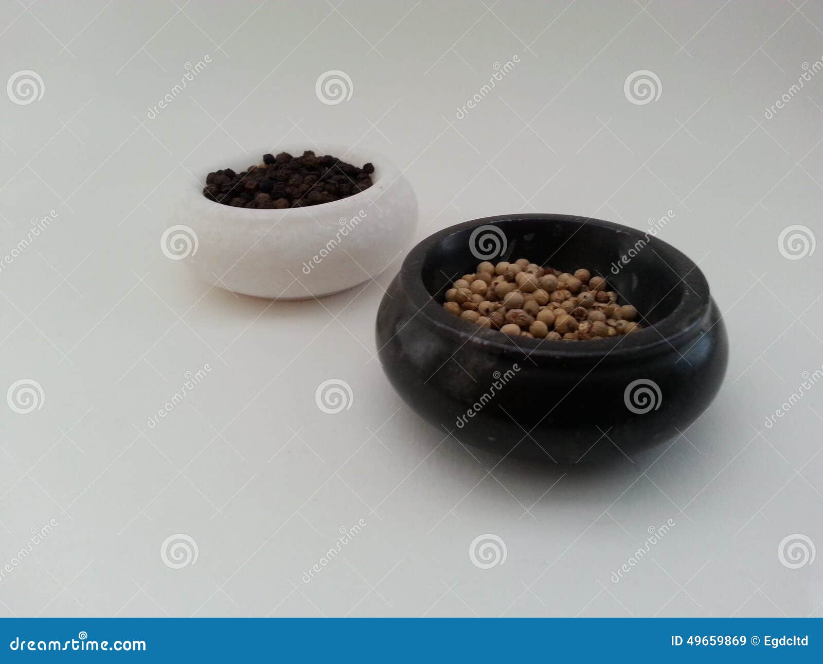 Black and White Peppercorns Stock Image Image of black, peppercorns