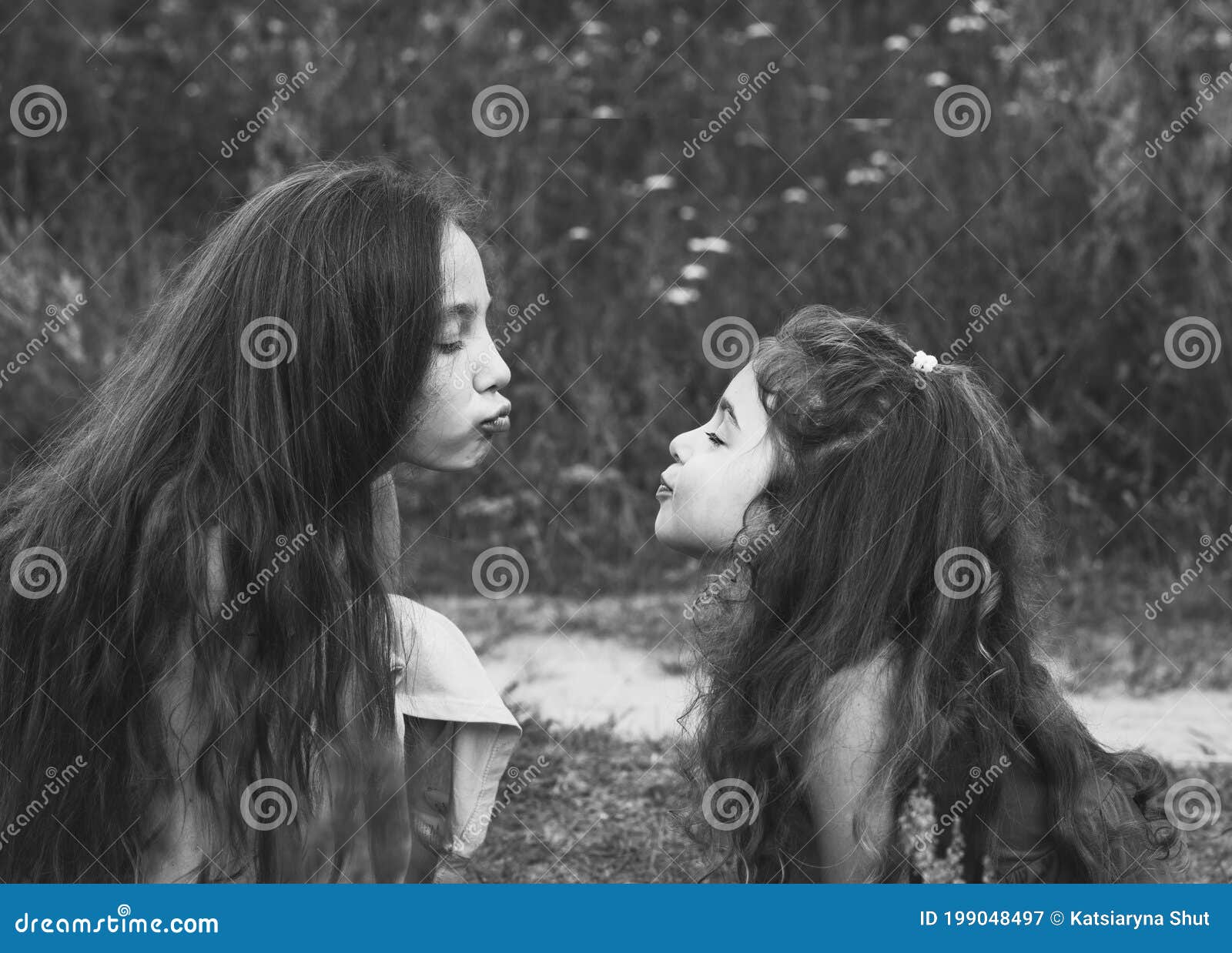523 Two Little Kids Kissing Photos Free Royalty Free Stock Photos From Dreamstime