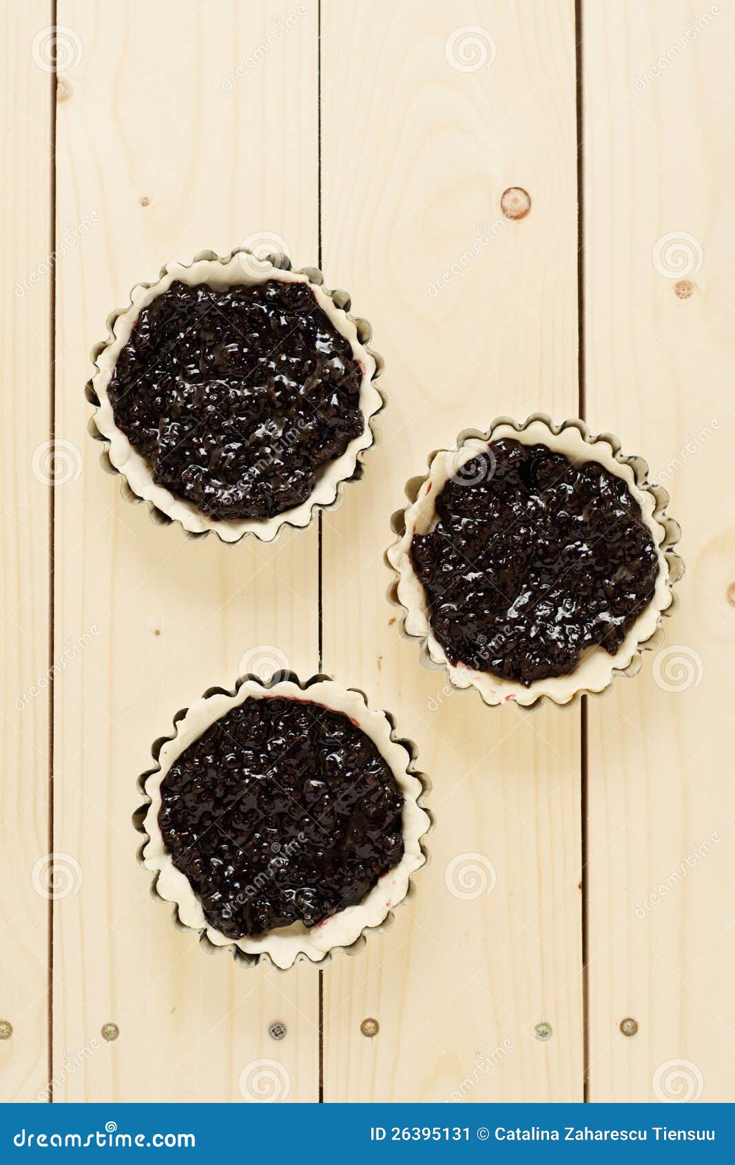 Blackberries jam tarts stock image. Image of metal, small 26395131