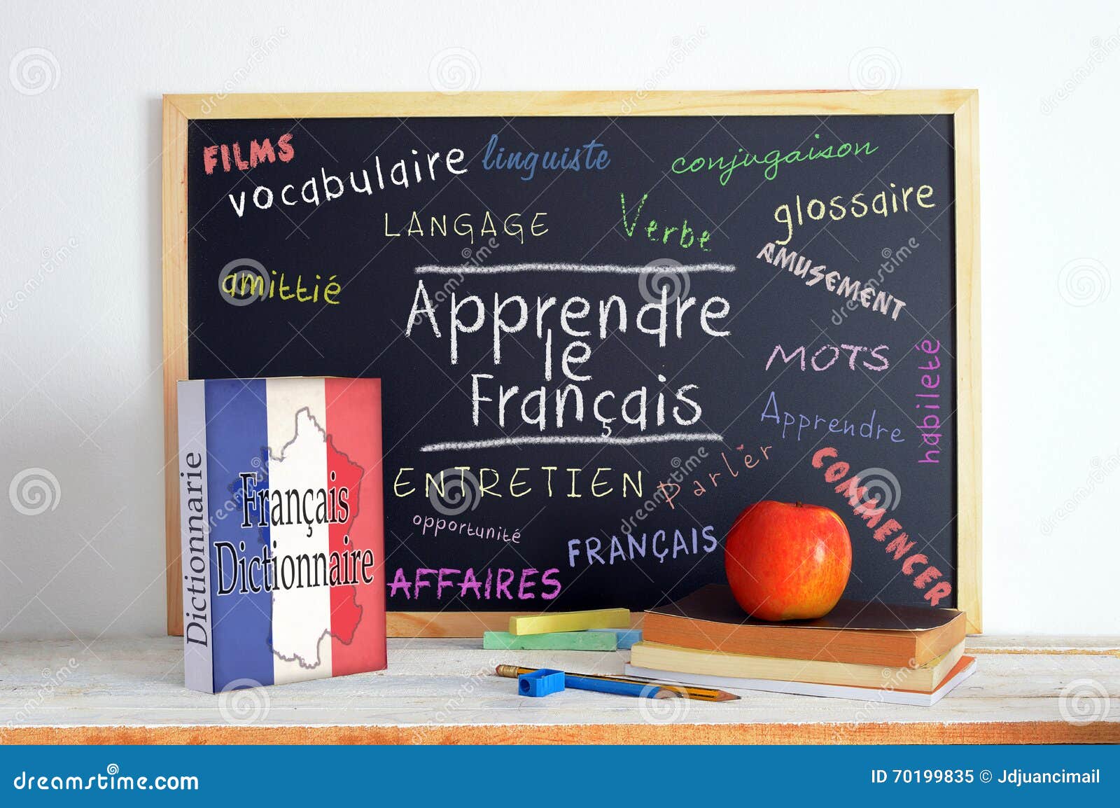 blackboard with the message learn french