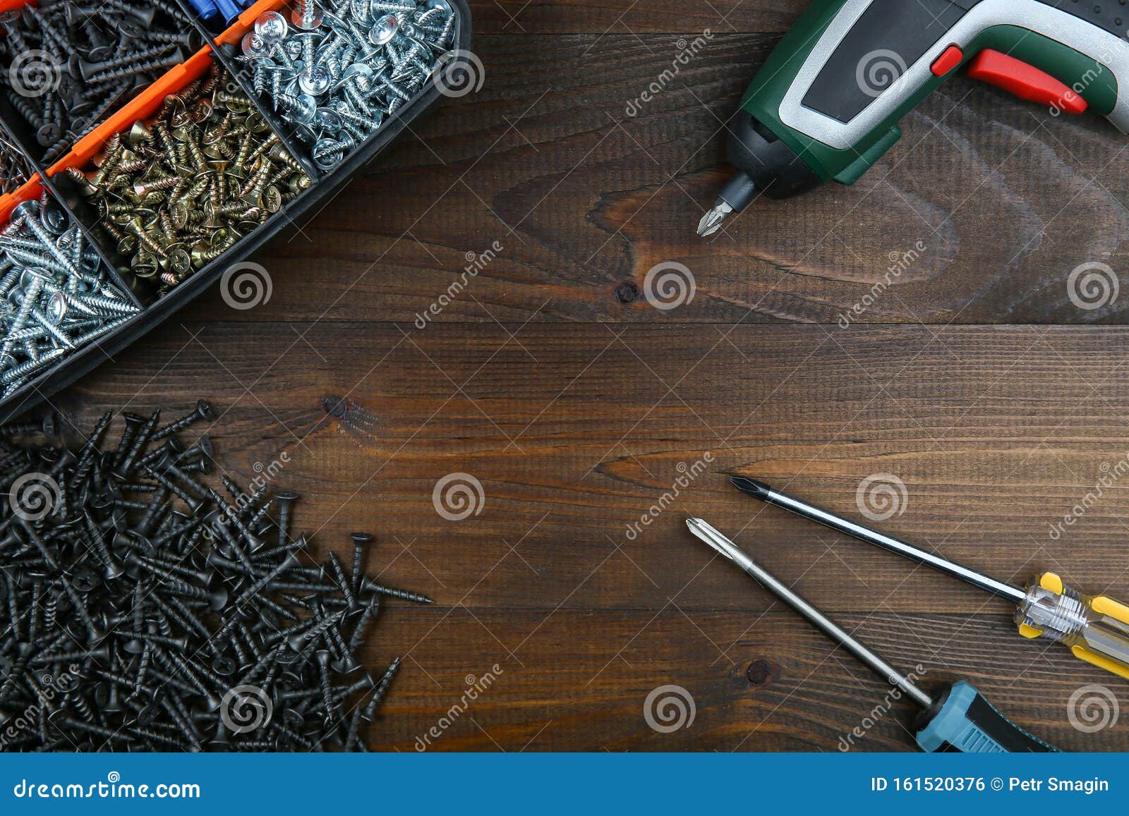 Cordless Screwdriver, Hand Screwdriver and Box with Selftapping Screws