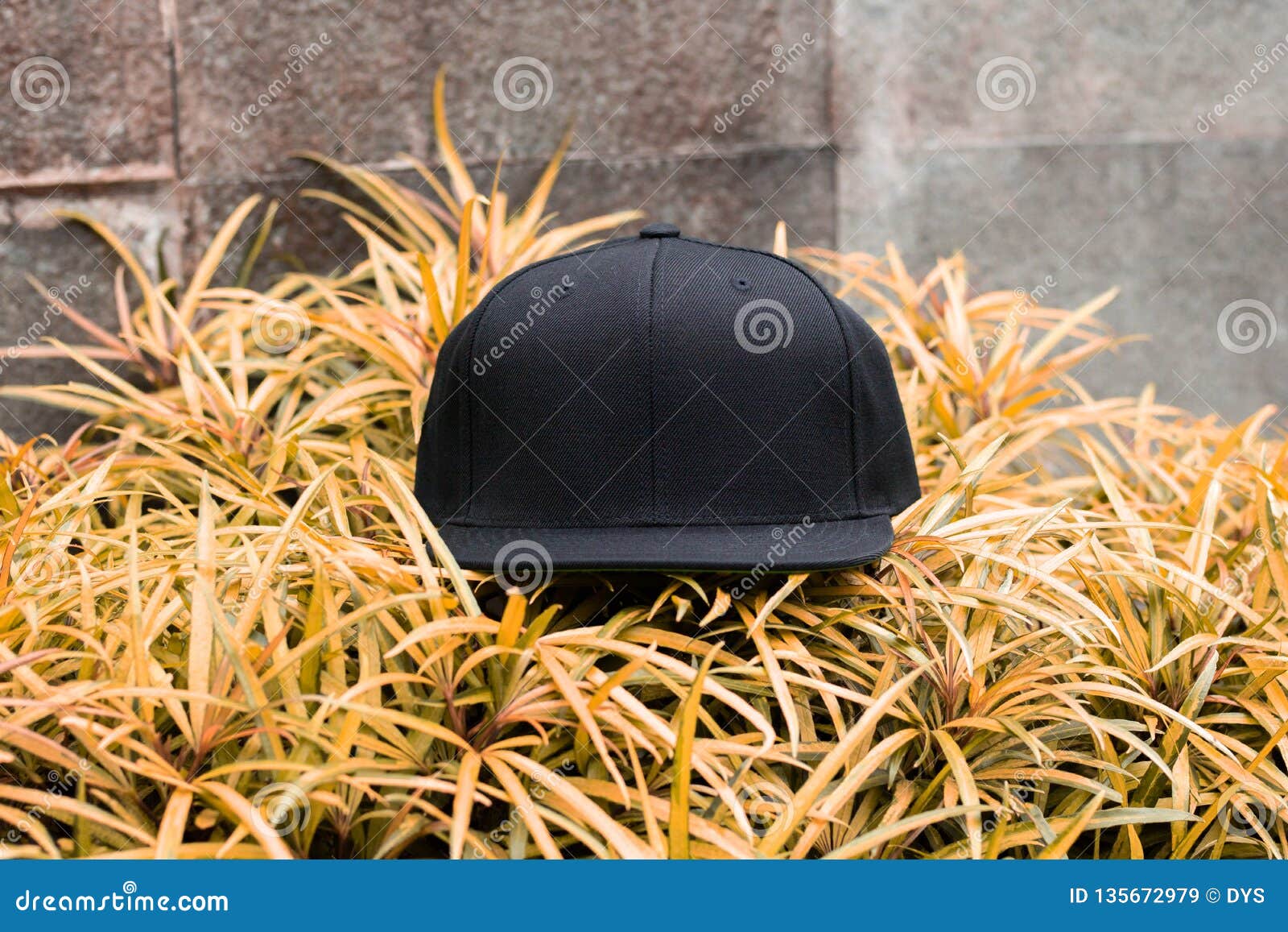 Download Blank Black Snapback Hat Cap Flat Visor For Mockup Stock Image - Image of hats, editing: 135672979