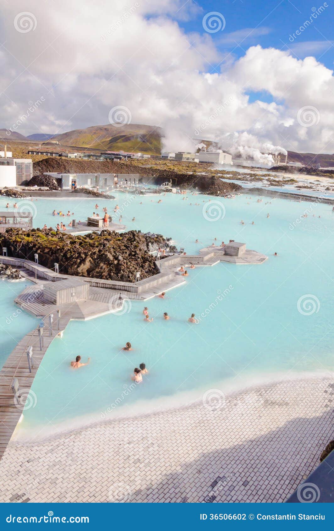 Blaue Lagune - berühmte isländische Badekurortmitte, Island. Blaue Lagune - berühmter isländischer Badekurort und geothermische Anlage