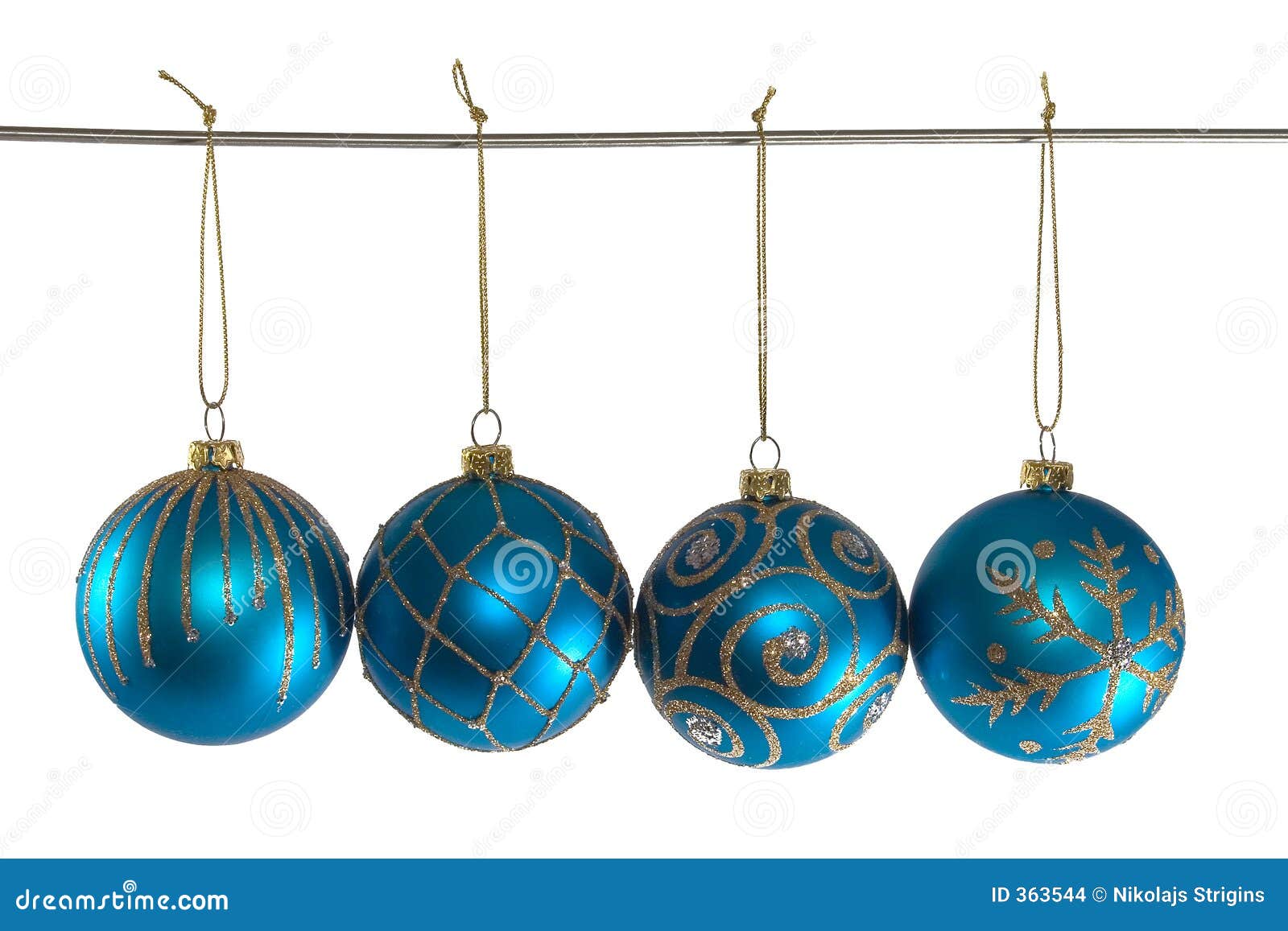 Blaue Weihnachtskugeln stockfoto. Bild von bedeutung, feier 363544