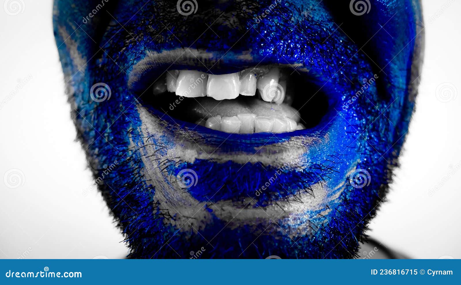januari bedrag Doorbraak Blauw Gezicht Met Gekke Glimlach Stock Afbeelding - Image of manier, schoonheidsmiddel: 236816715 januari bedrag Doorbraak Blauw Gezicht Met Gekke Glimlach Stock Afbeelding - Image of manier, schoonheidsmiddel: 236816715