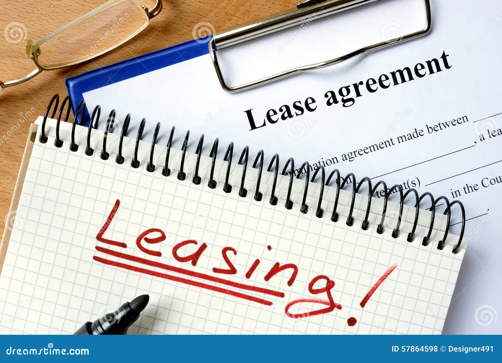 Blocco note con leasing fotografia stock. Immagine di finanza 57864598