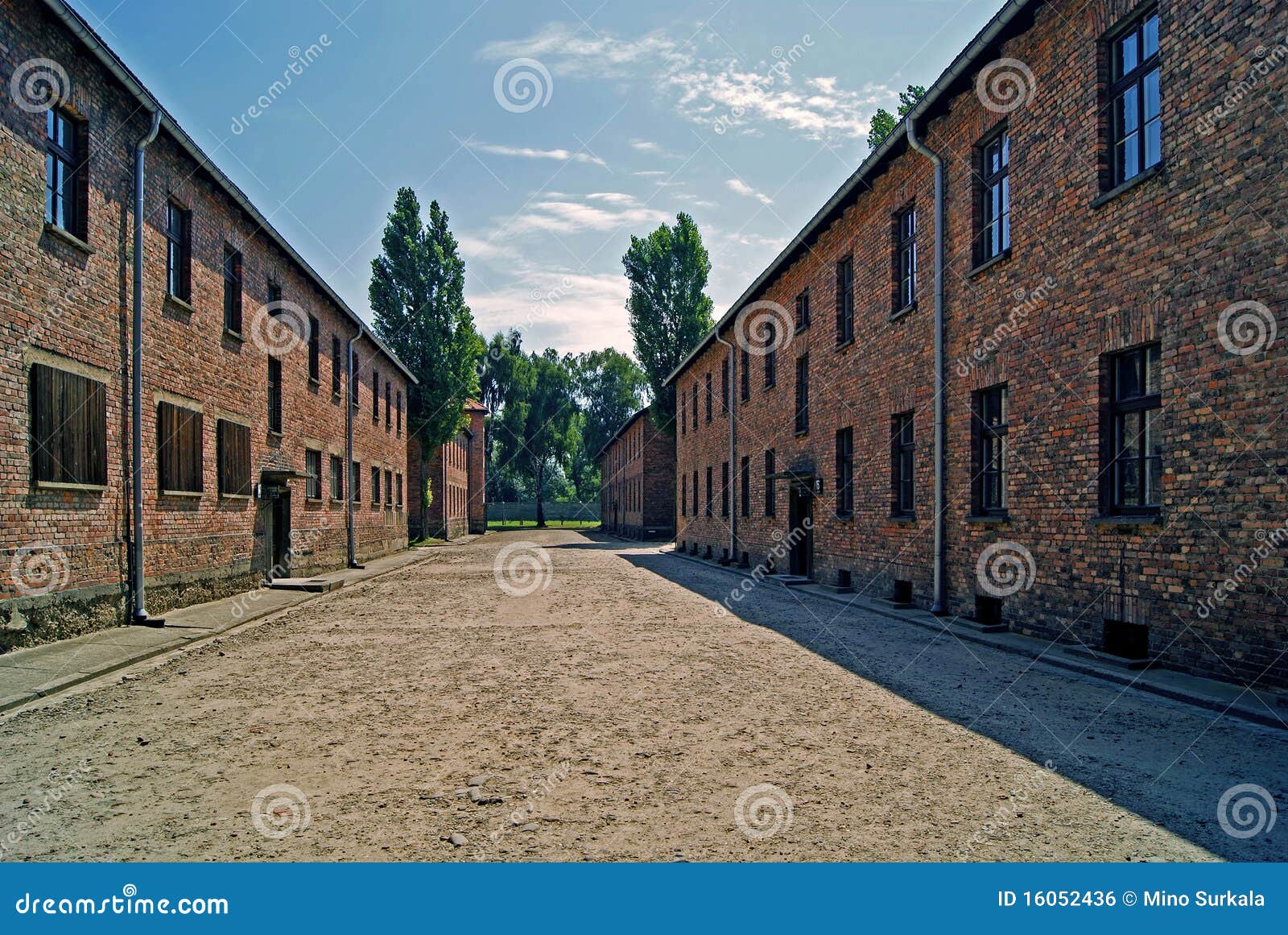 Block of houses editorial photo. Image of ruin, broken 16052436