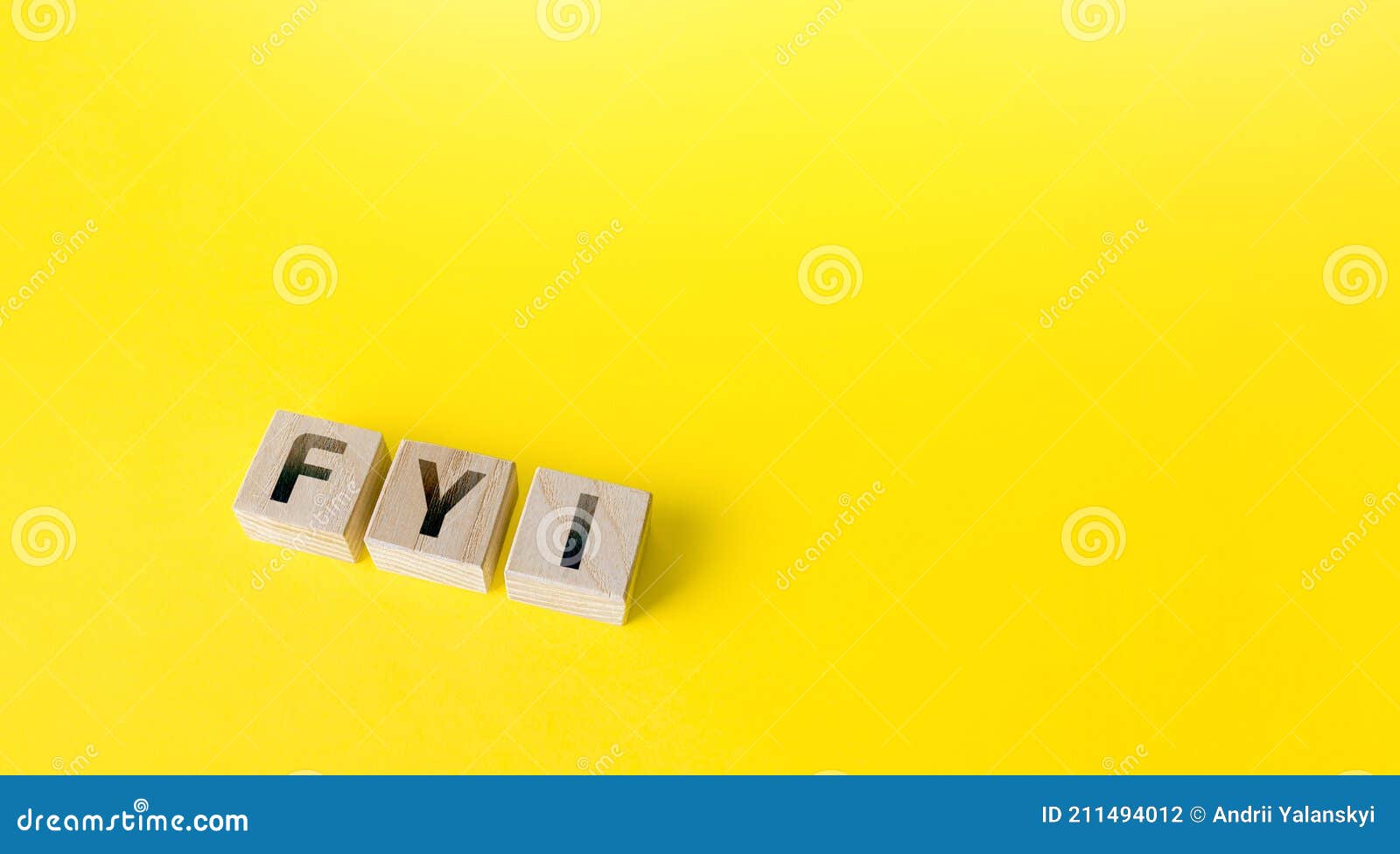 Blocks with FYI for Your Information Abbreviation. Tips and Comments