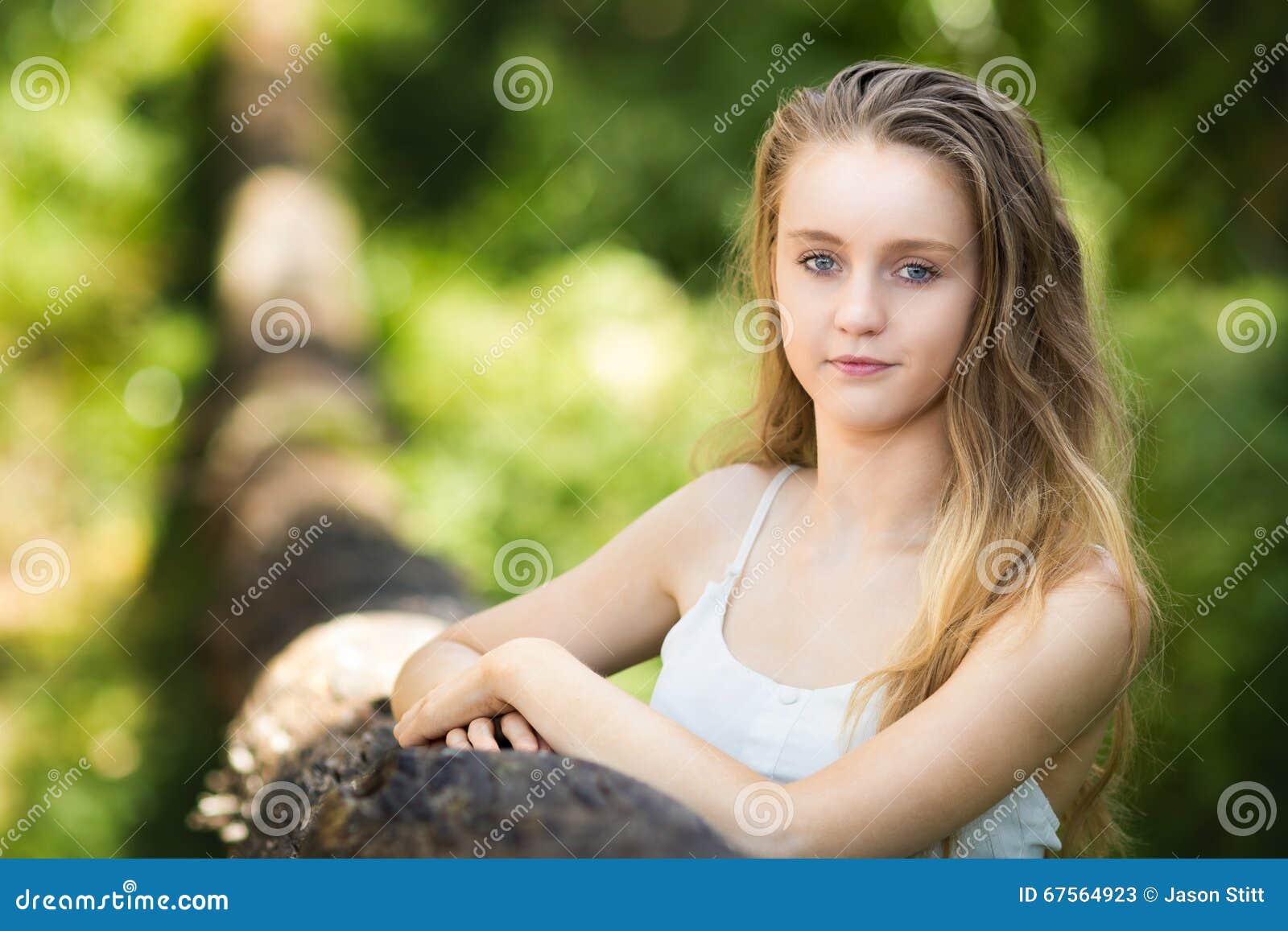 Blond Hair Teen Girl with Long Hair - wide 8