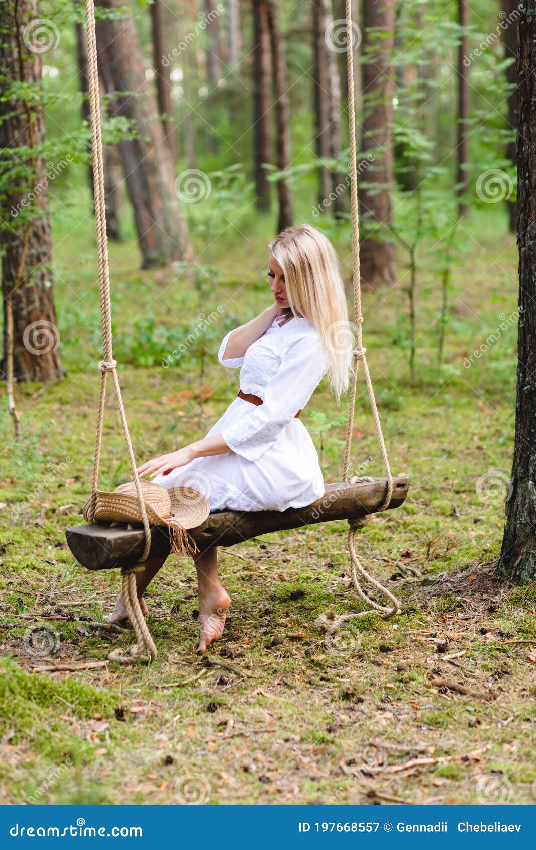 https://thumbs.dreamstime.com/z/blond-woman-slender-beautiful-naked-legs-sitting-rope-swing-blond-woman-slender-beautiful-naked-legs-straw-197668557.jpg