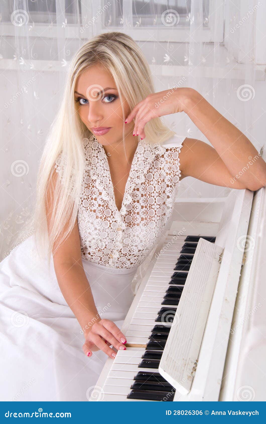 Blonde Bride Near The Piano Stock Photo - Image: 28026306
