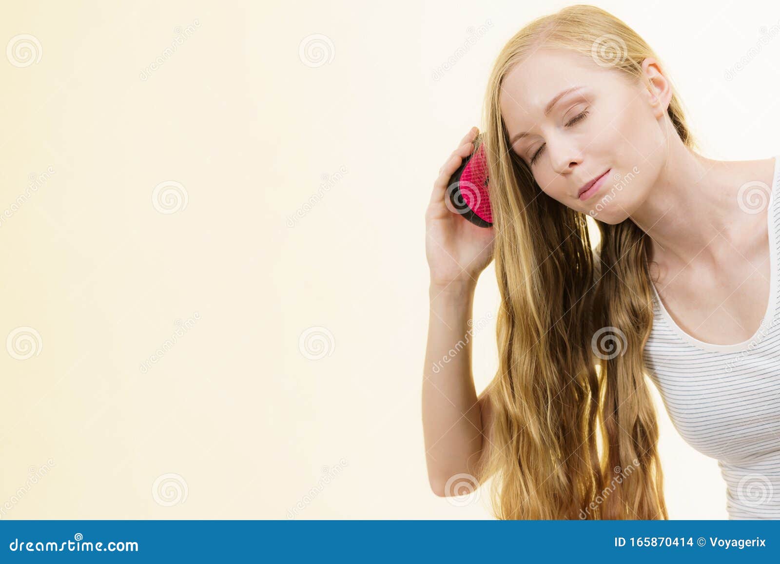 Blonde Girl Brushing Her Long Hair Stock Photo Image Of Brush Brushing 165870414