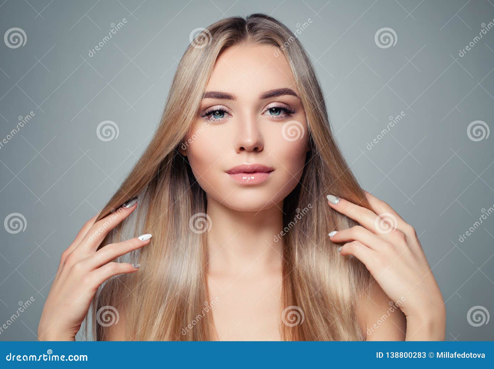 15,246 Woman Straight Blonde Hair Stock Photos - Free & Royalty-Free Stock  Photos from Dreamstime
