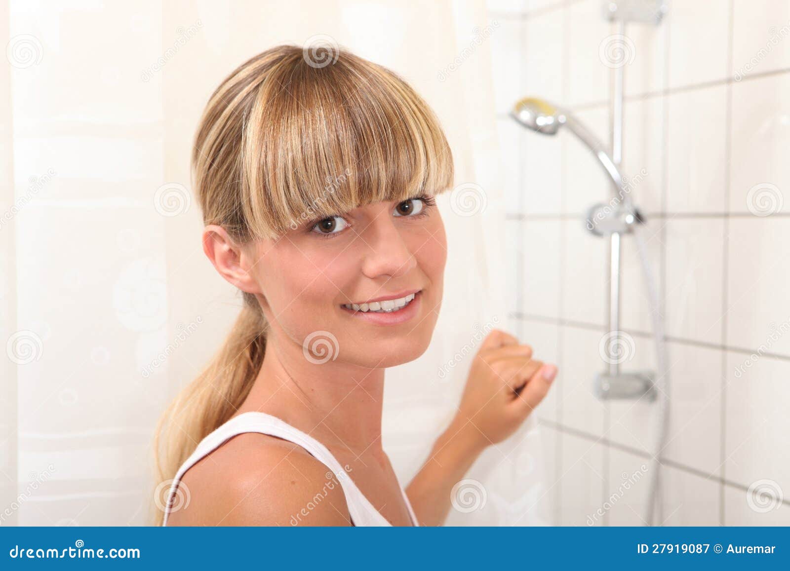 Blonde Woman In Bathroom Stock Image Image Of Hygiene 27919087