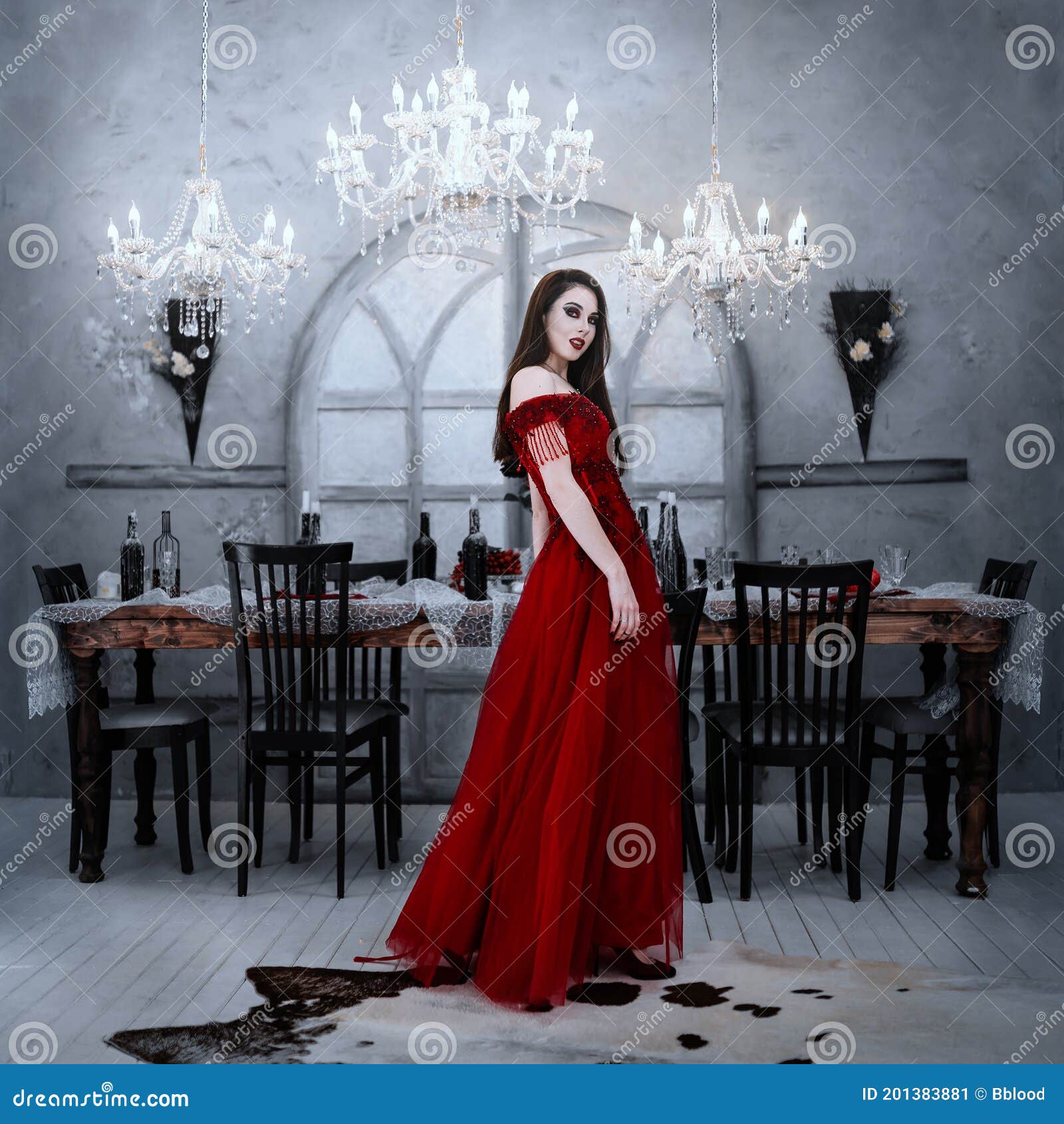 Red Mina Gothic Victorian Gown from Dracula – Romantic Threads