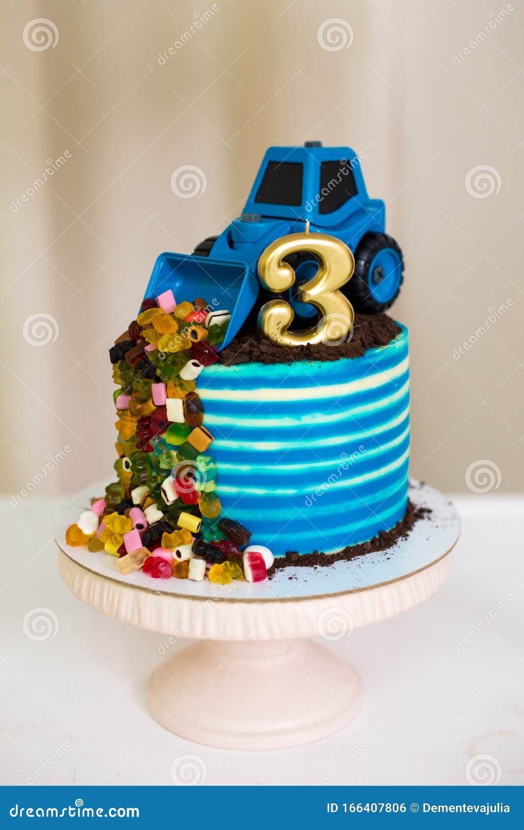 Update 142+ blue tractor cake best in.eteachers
