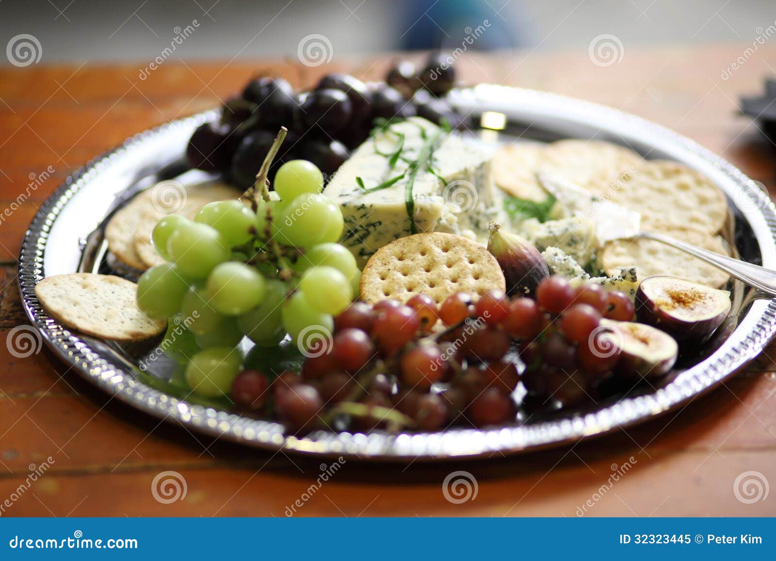 Blue cheese and crackers stock image. Image of food, cheese 32323445