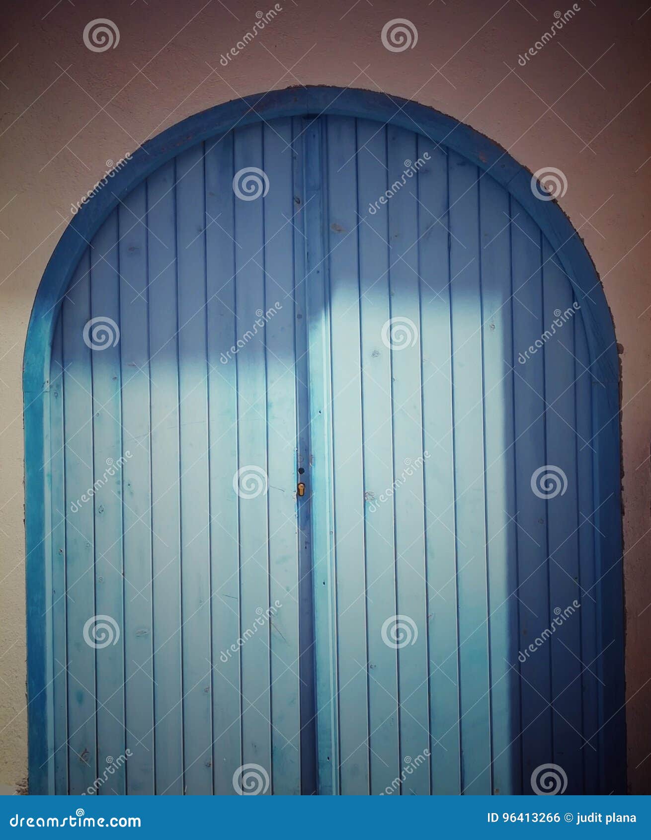 blue door