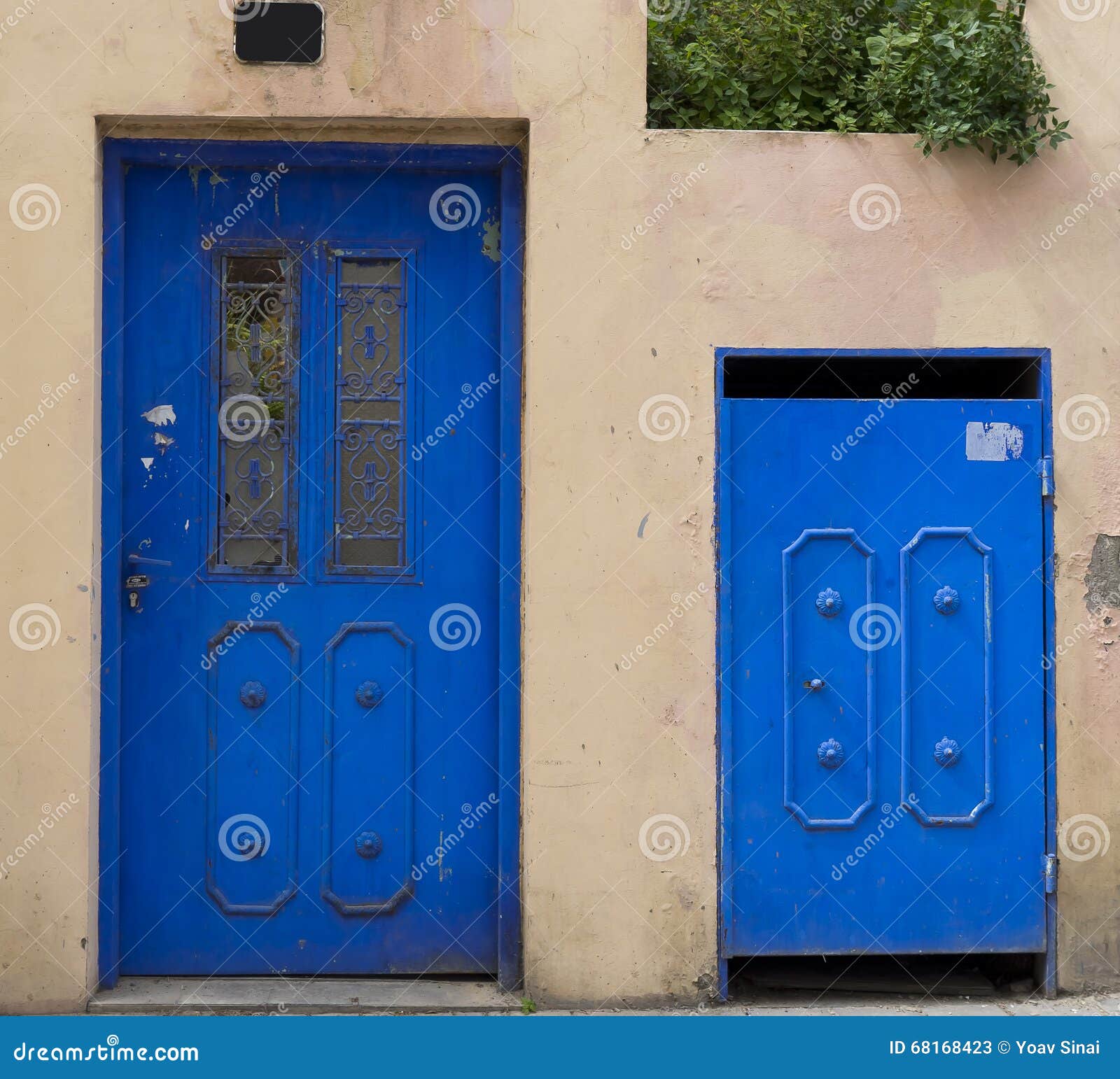 blue doors neve tzedek israel