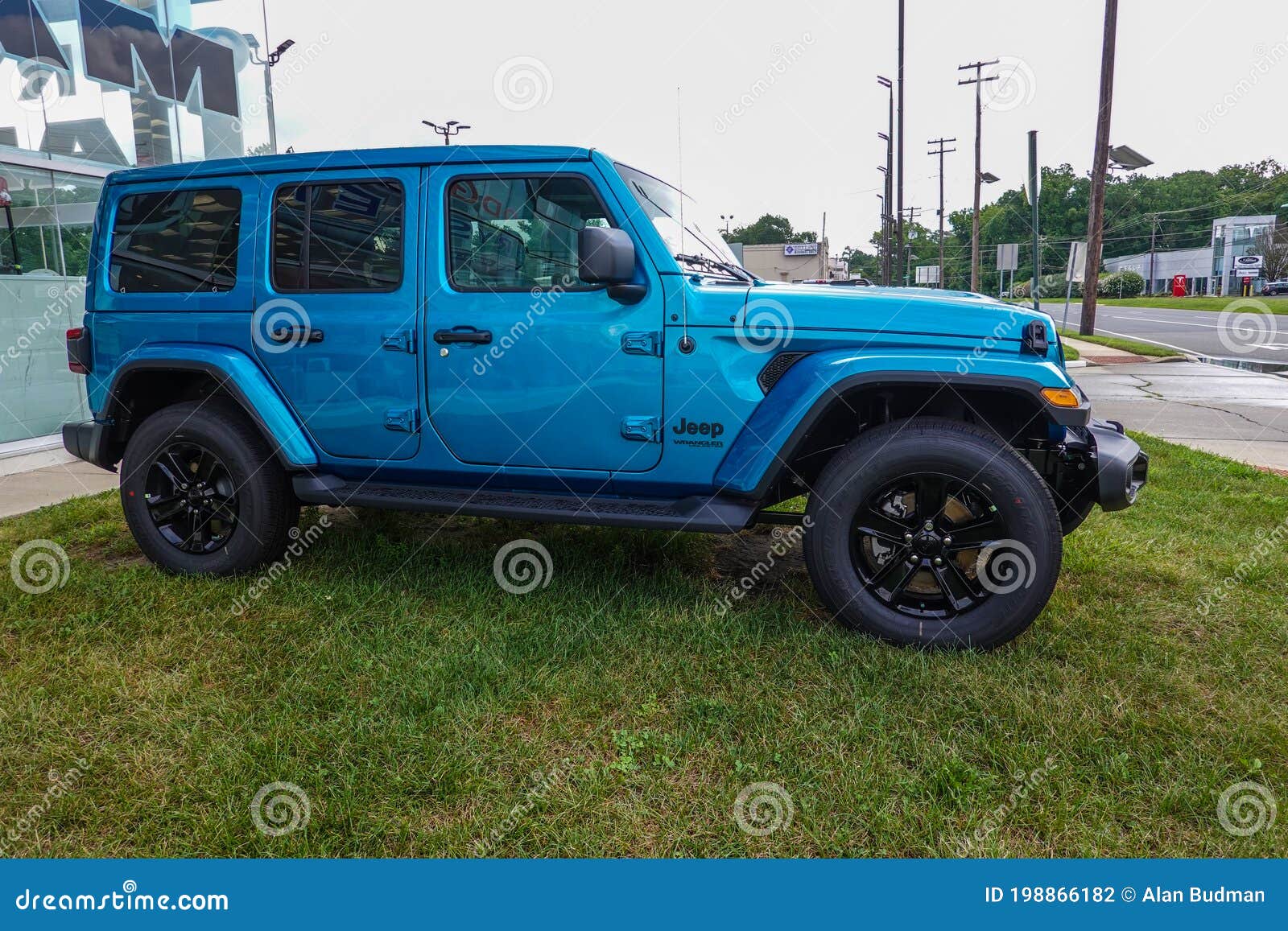 5 176 Blue Jeep Photos Free Royalty Free Stock Photos From Dreamstime