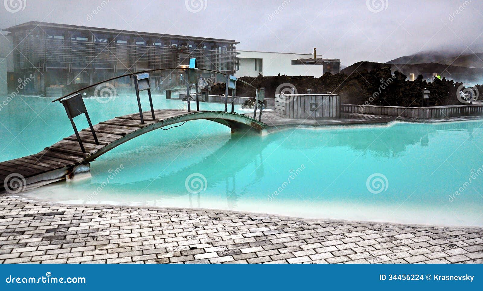 blue lagoon in iceland