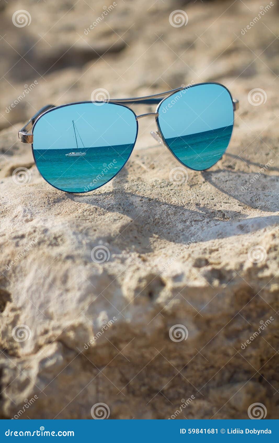 Blue Mirrored Sunglasses on the Beach Background Close Up Stock Image -  Image of reflection, background: 59841681