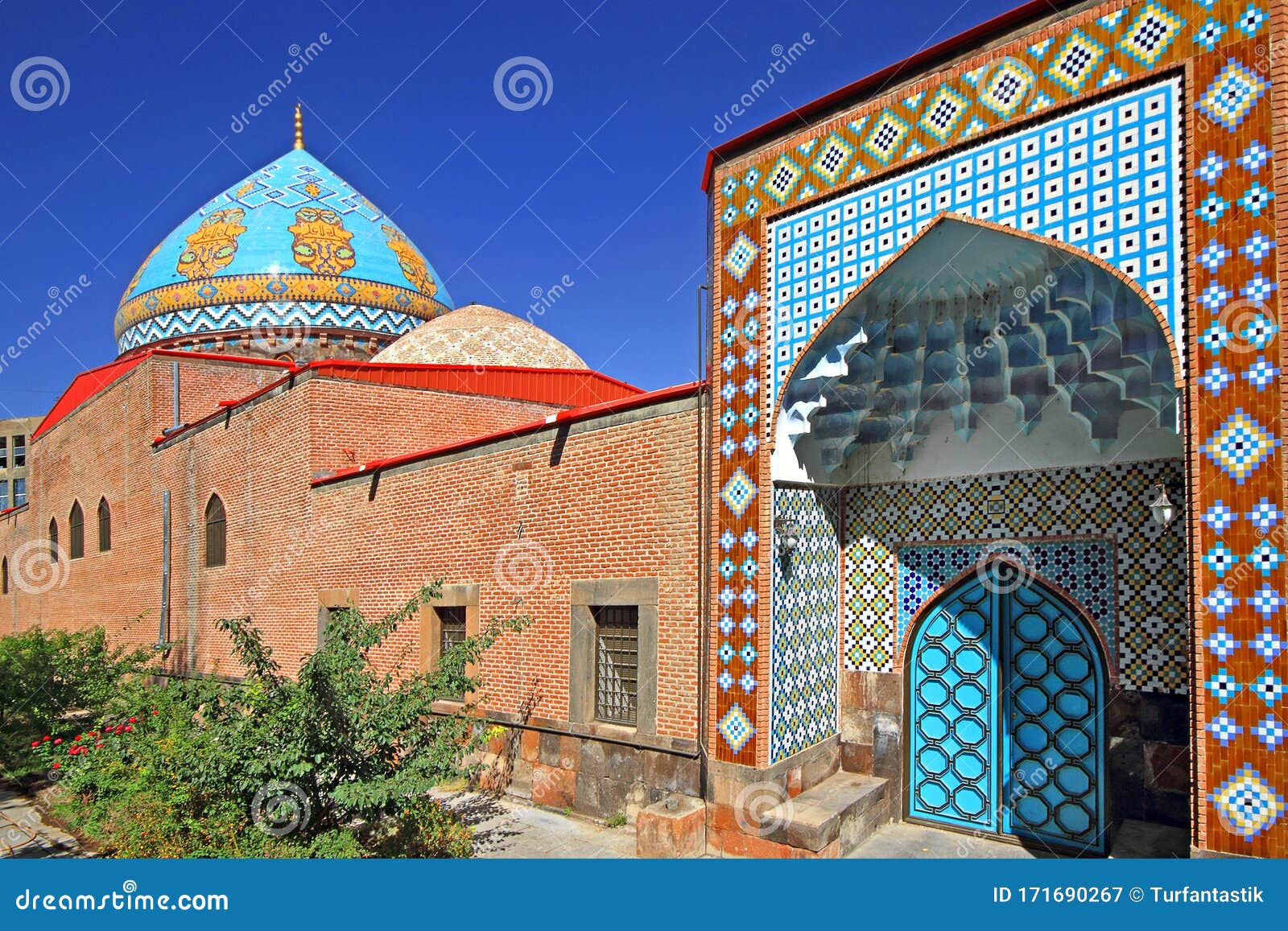 blue mosque in yerevan, armenia
