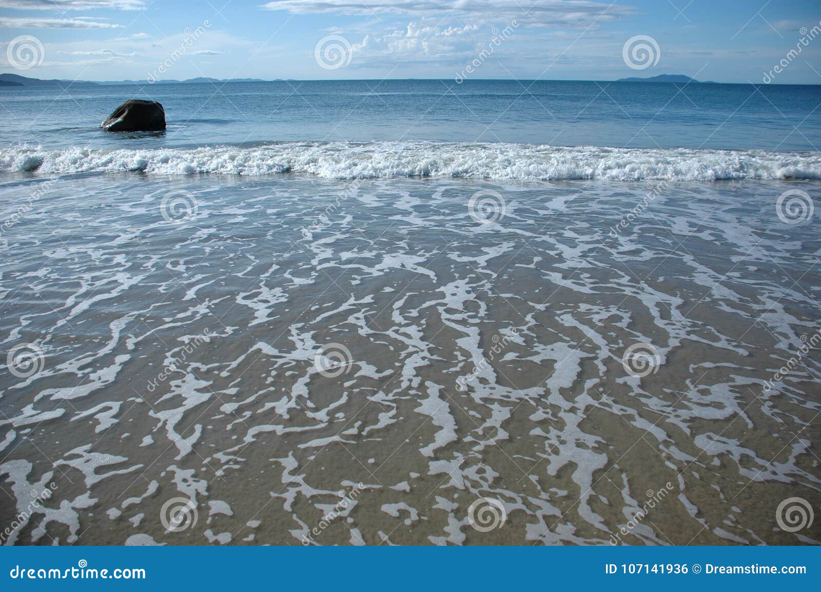 blue ocean in jurere internacional in florianopolis santa catarina beach