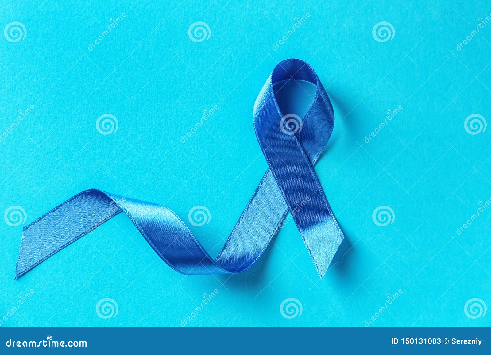Blue Ribbon En Fondo Del Color Concepto Del C Ncer De Pr Stata Imagen De Archivo Imagen De