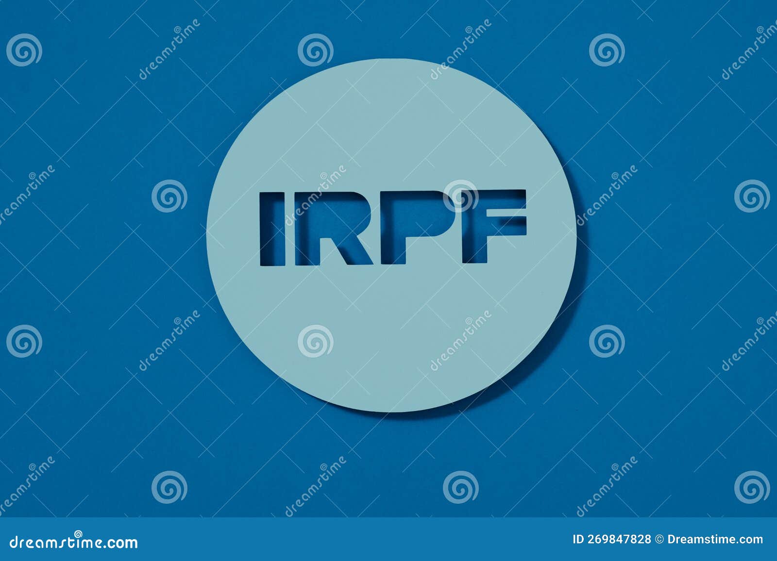 blue sign with the spanish acronym irpf