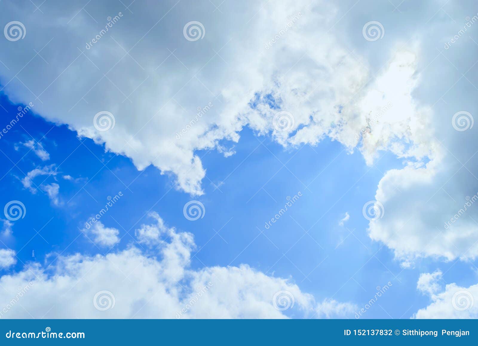 Blue Sky Clouds Backgrounds, Texture with the Copy Space Put on the Text  Stock Photo - Image of abstract, scene: 152137832, image size:1600x1157
