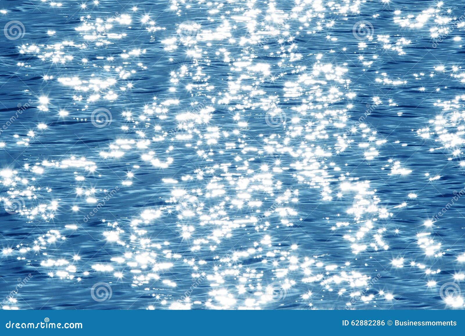https://thumbs.dreamstime.com/z/blue-water-sparkling-sunlight-reflection-water-bright-sunny-day-twinkel-62882286.jpg