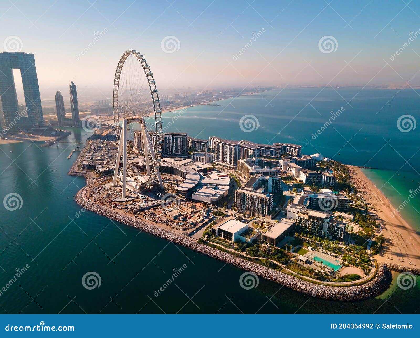 阿联酋迪拜的蓝水岛上的迪拜之眼摩天轮库存照片. 图片包括有新建, 拱道, 海运, 手段, 最大, 现代- 204364992