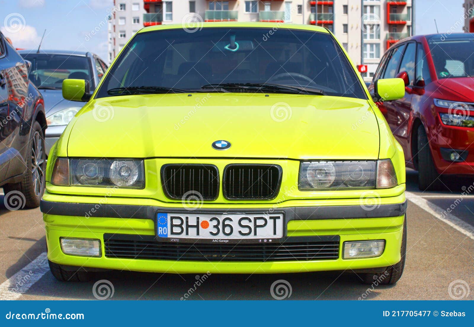 Bmw E36 3series Stock Photo - Download Image Now - BMW, Part of a Series,  Number 3 - iStock